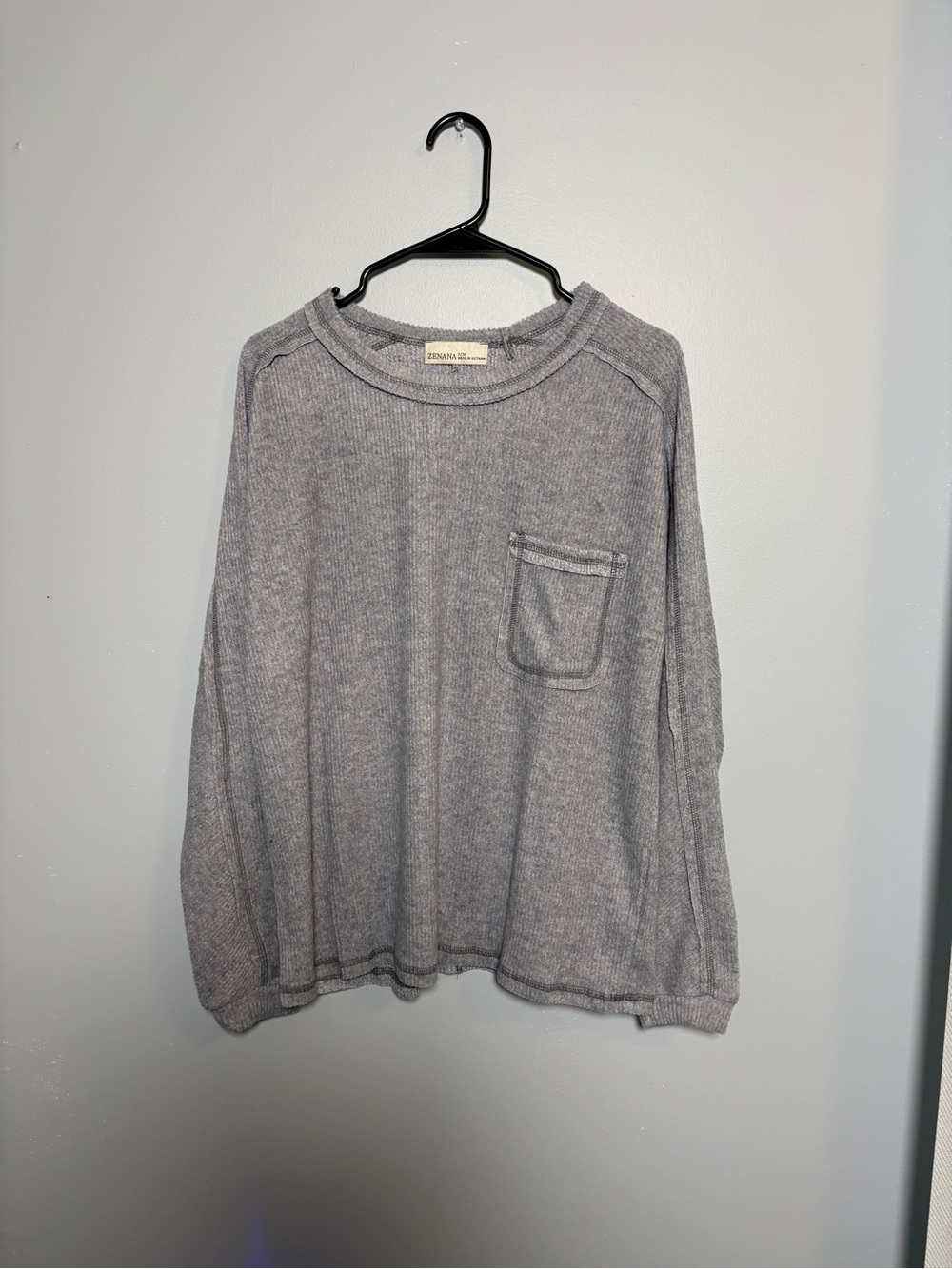 NWOT Zenana Outfitters Men's Crewneck Sweater - Light Gray